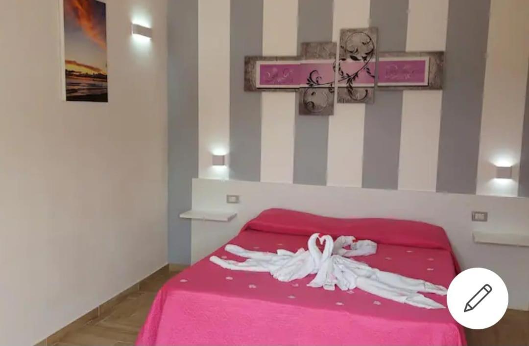 Briciola'S Rooms بورتو سيساريو المظهر الخارجي الصورة