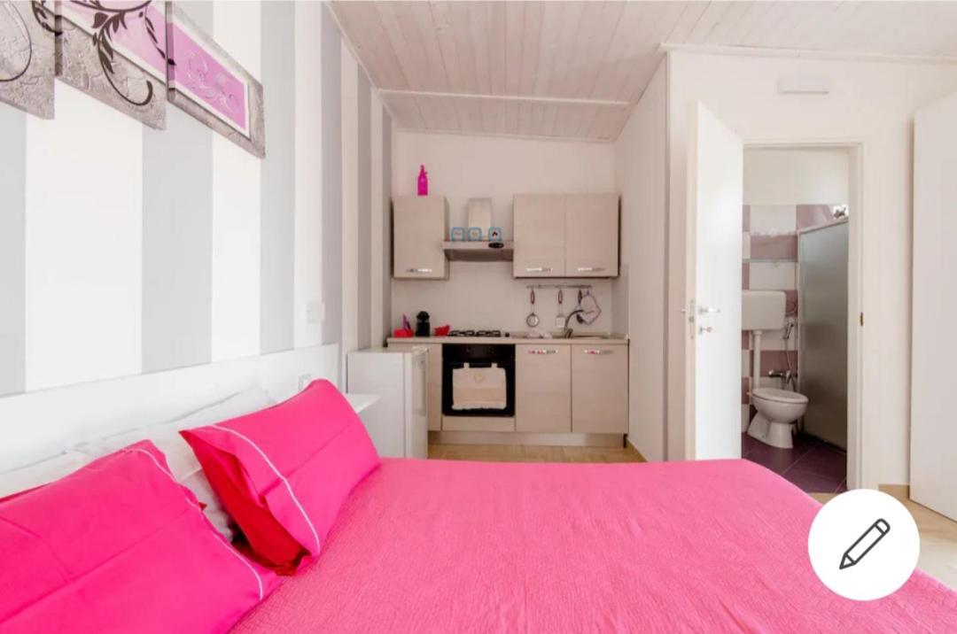 Briciola'S Rooms بورتو سيساريو المظهر الخارجي الصورة