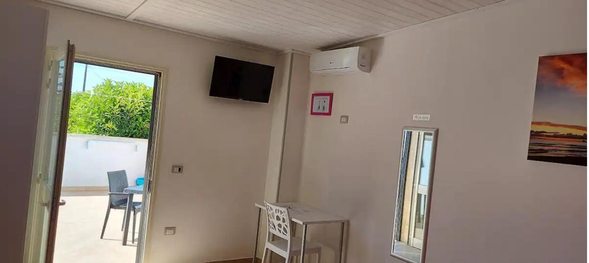 Briciola'S Rooms بورتو سيساريو المظهر الخارجي الصورة
